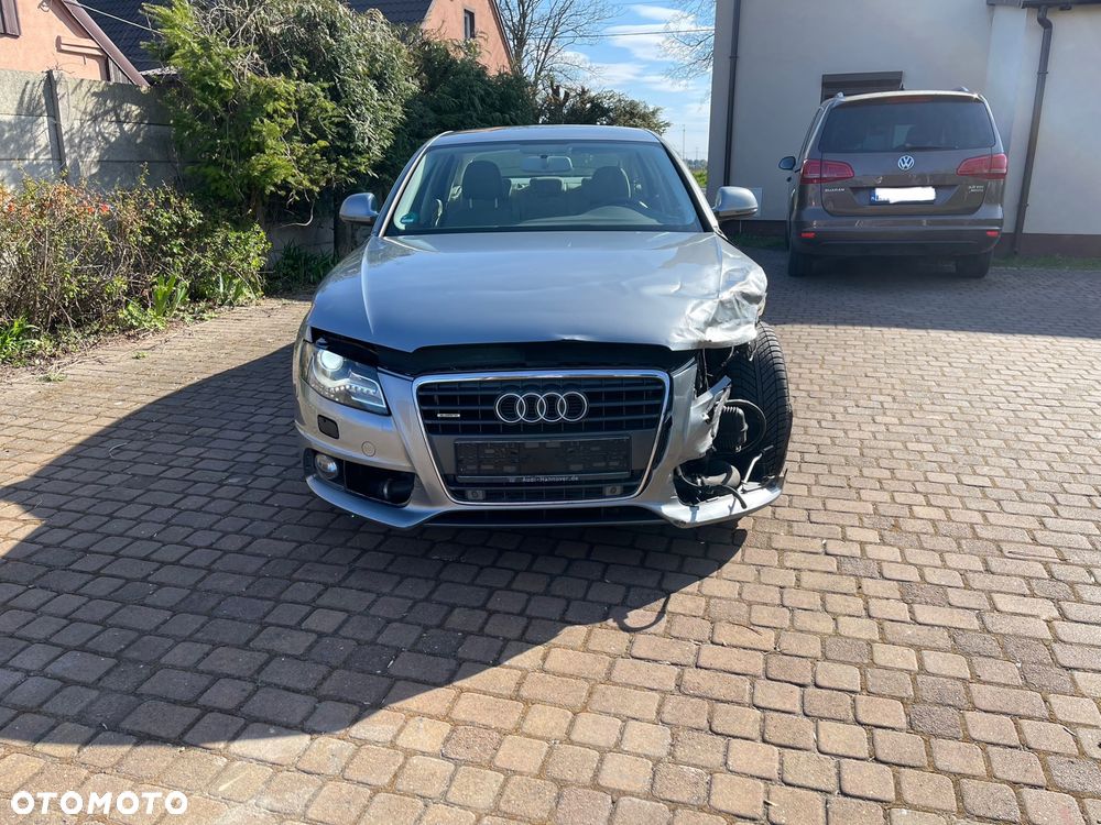 Audi A4 Limousine 2.0 TDI DPF quattro S line Sportpaket (plus) - 4