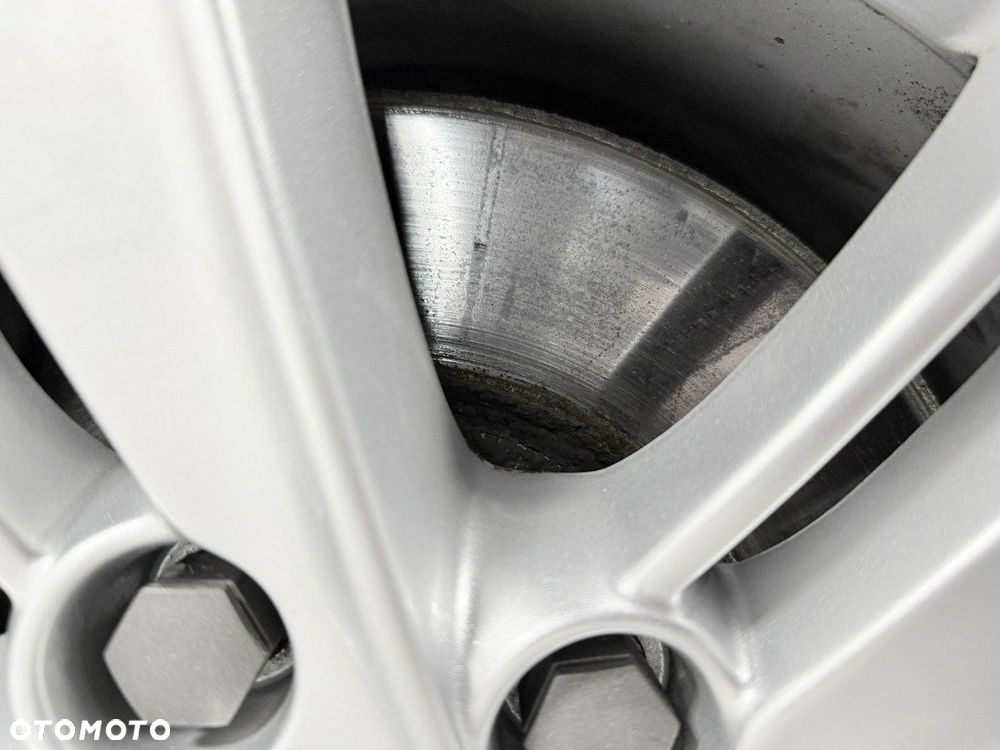 Opel Insignia - 14