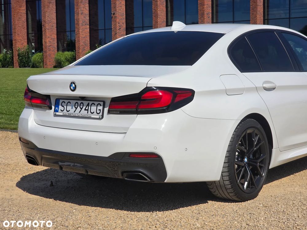 BMW Seria 5 520d xDrive mHEV sport - 13