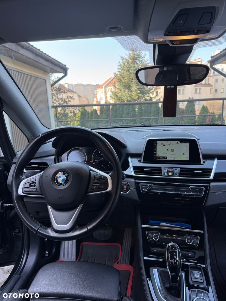 BMW Seria 2 218d Sport Line - 11
