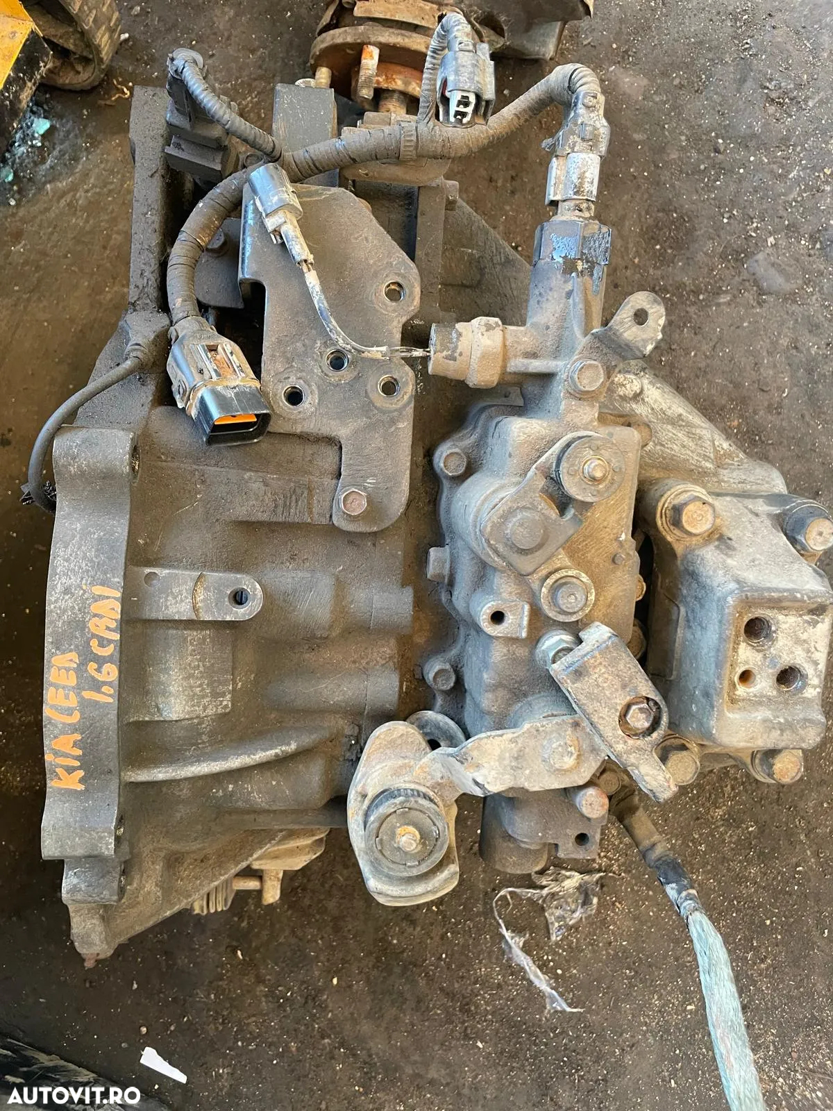 Cutie viteze manuala Kia Ceed 1.6 diesel - 2
