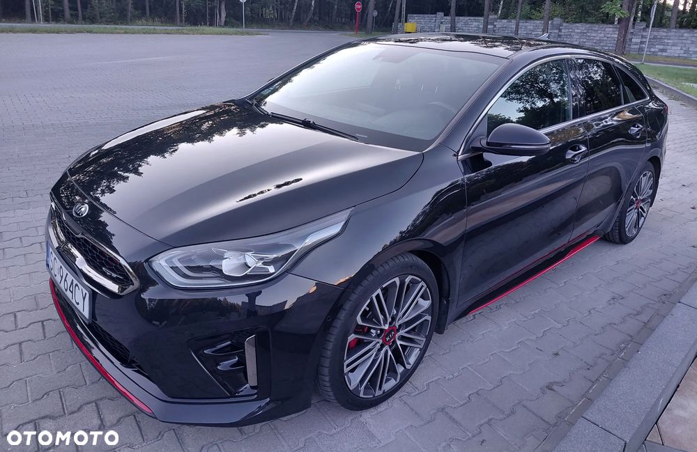 Kia ProCeed - 2
