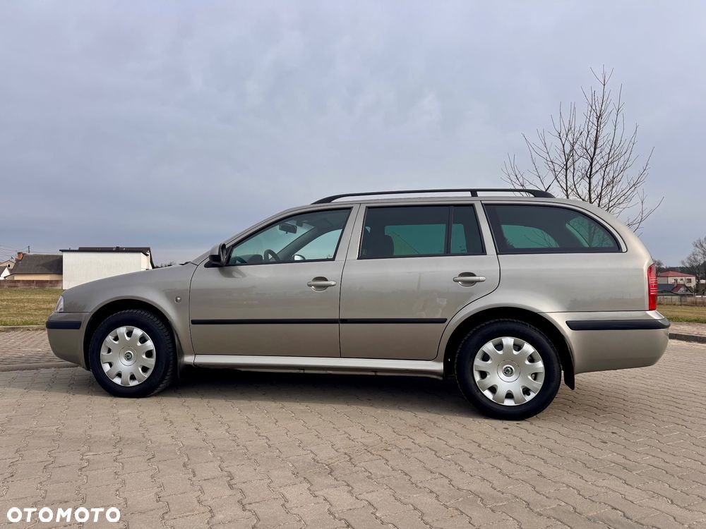 Skoda Octavia - 3