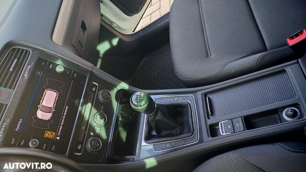 Volkswagen Golf 1.5 TSI Comfortline - 10