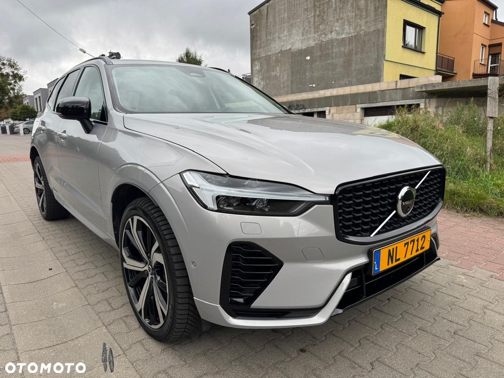 Volvo XC 60 T6 AWD Plug-In Hybrid R-Design - 9