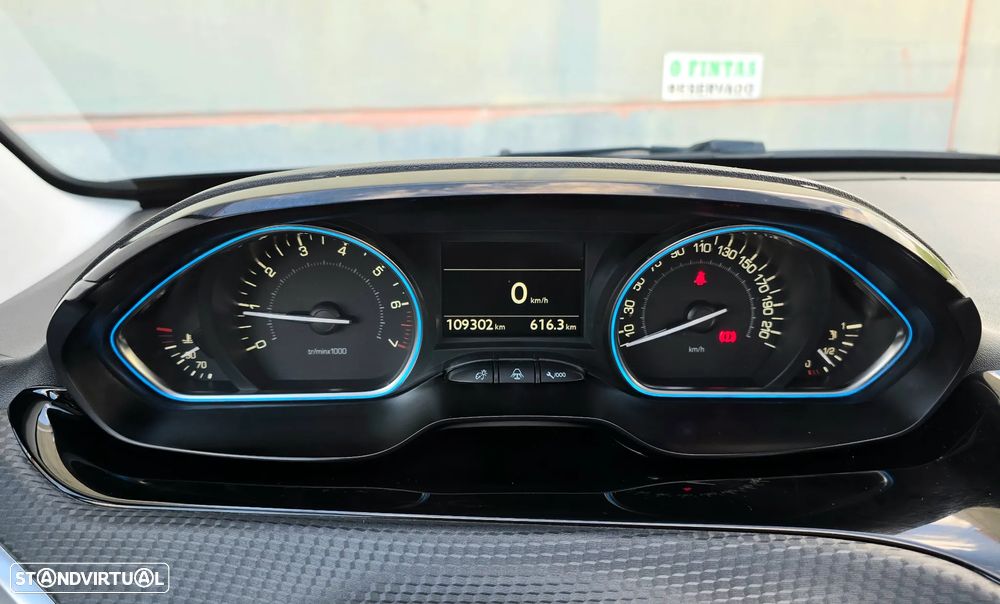 Peugeot 2008 PureTech 110 Stop&Start Crossway - 23