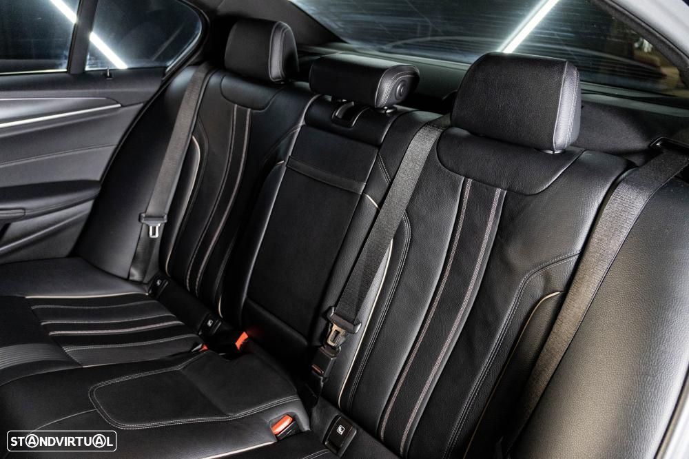 BMW 530 e Pack Desportivo M - 33