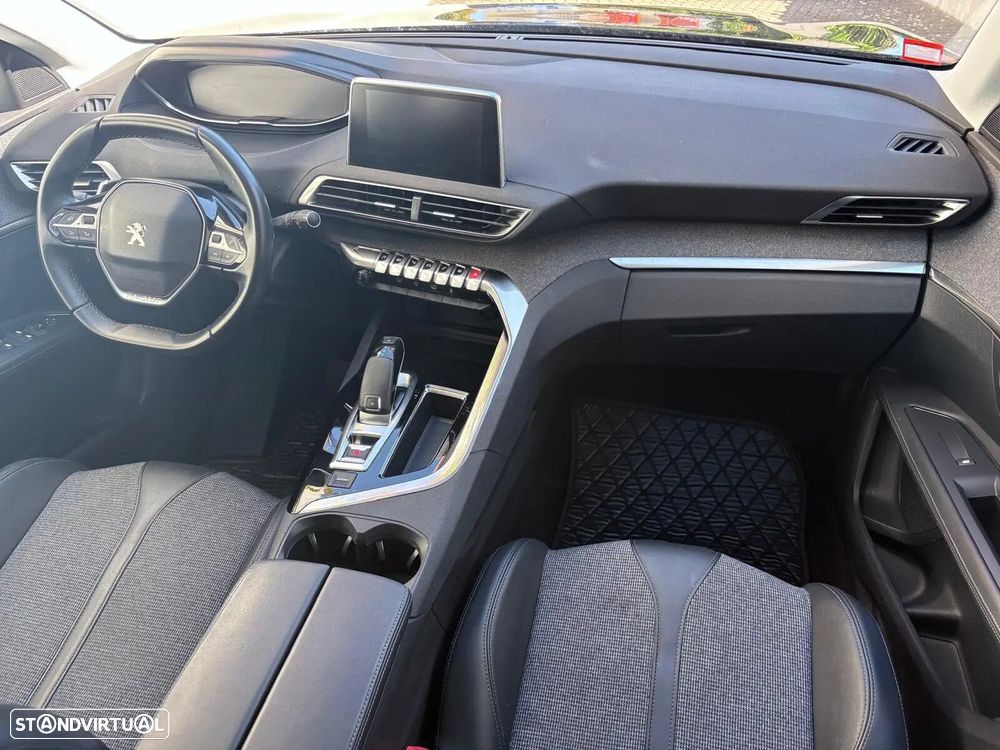 Peugeot 3008 1.2 PureTech Allure EAT8 - 36