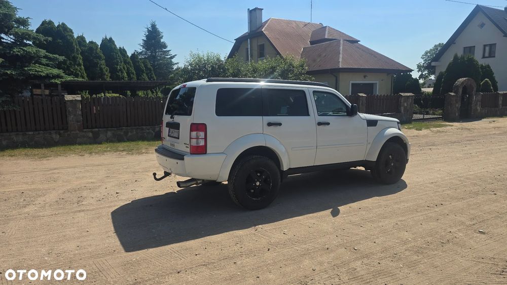 Dodge Nitro 2.8 CRD SE - 8