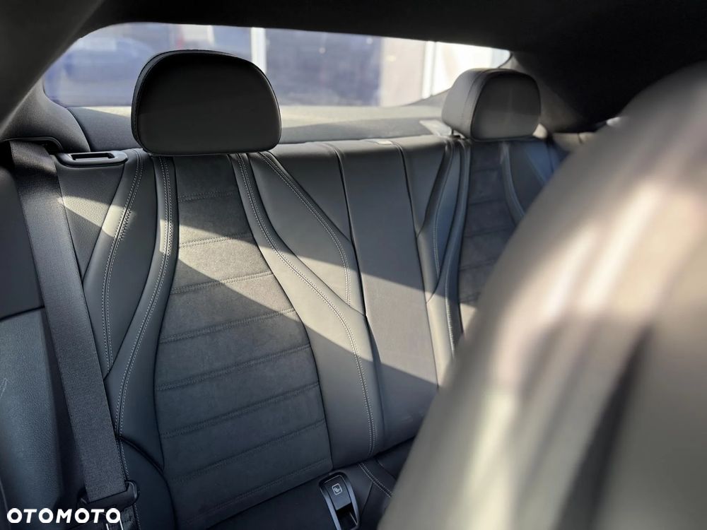 Mercedes-Benz CLE 200 4Matic Coupe 9G-TRONIC Edition AMG Line - 13