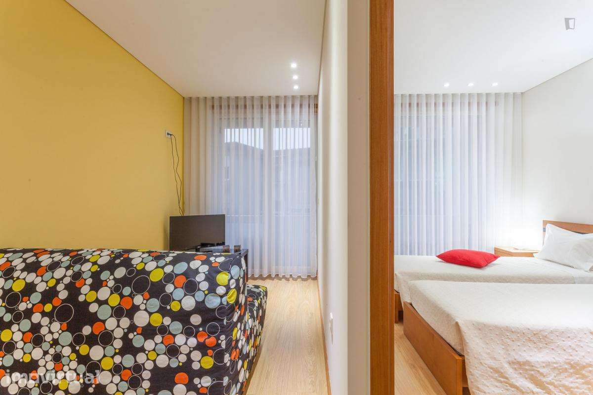 Casa com 1 quartos - localizado em Santo Ildefonso Porto - Grande imagem: 4/34