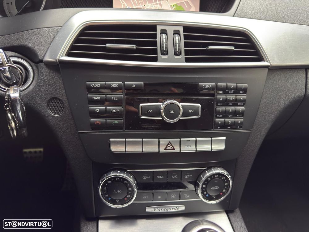 Mercedes-Benz C 220 BlueTEC AMG Line - 28