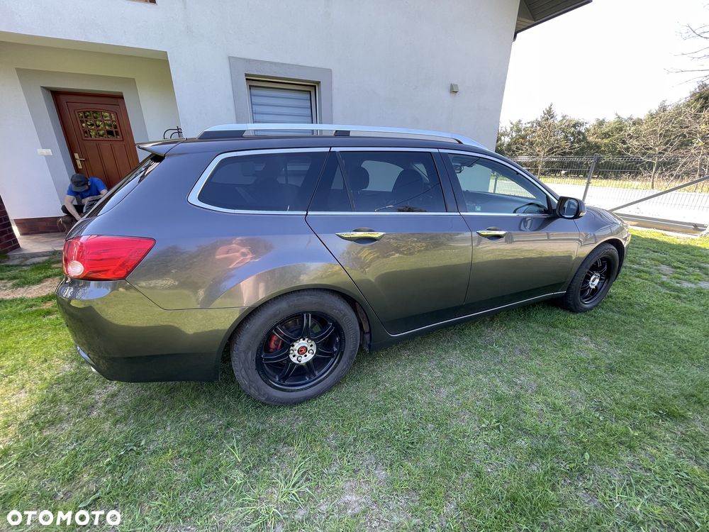 Honda Accord - 4