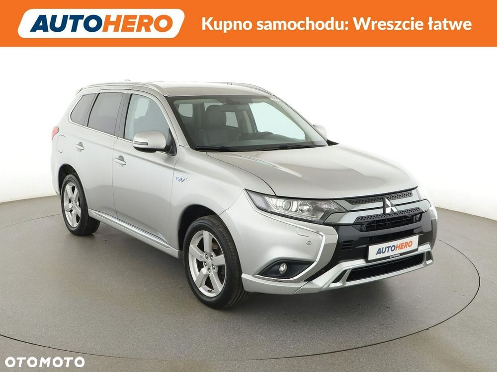 Mitsubishi Outlander 2.4 4WD Top - 11