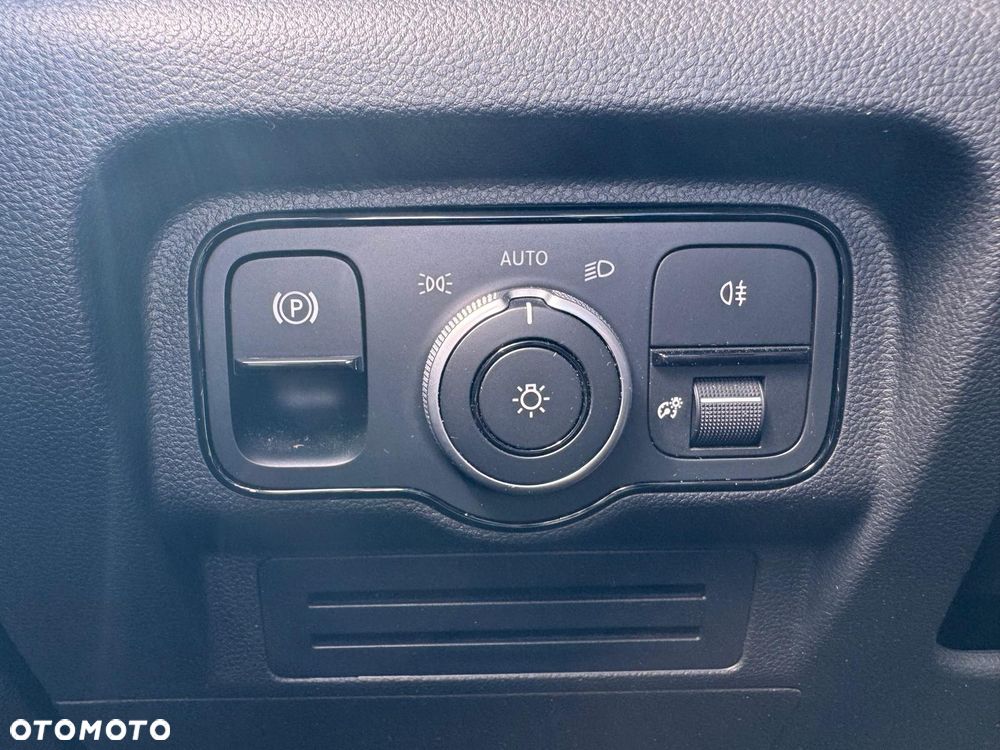 Mercedes-Benz Citan - 19