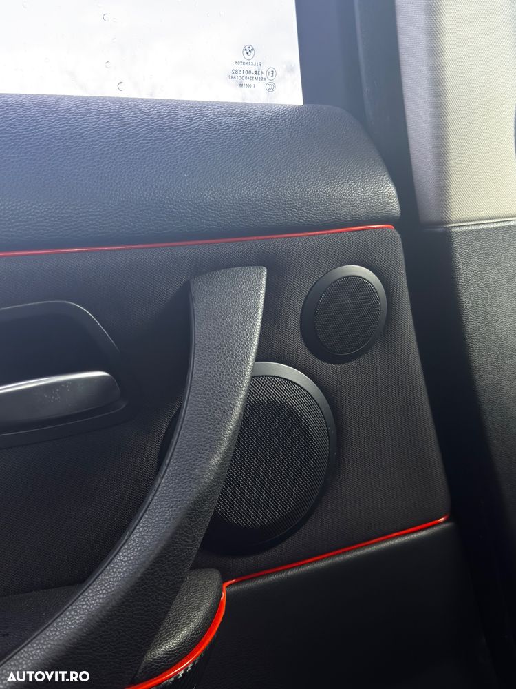 BMW Seria 3 320d - 18