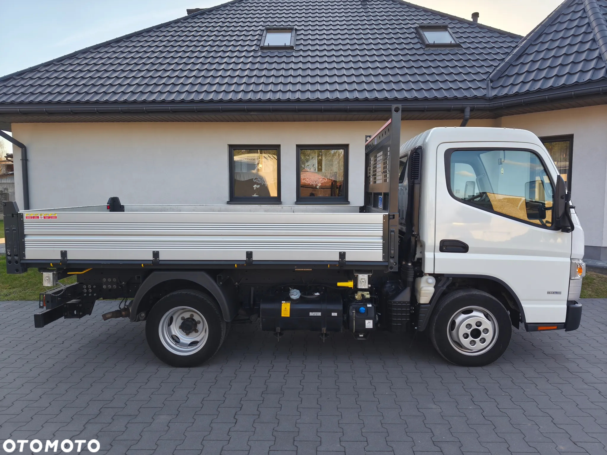 Mitsubishi Fuso Canter - 28