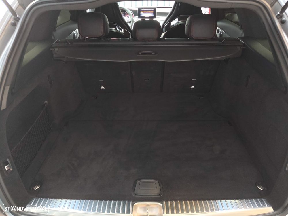 Mercedes-Benz C 63 AMG S - 23