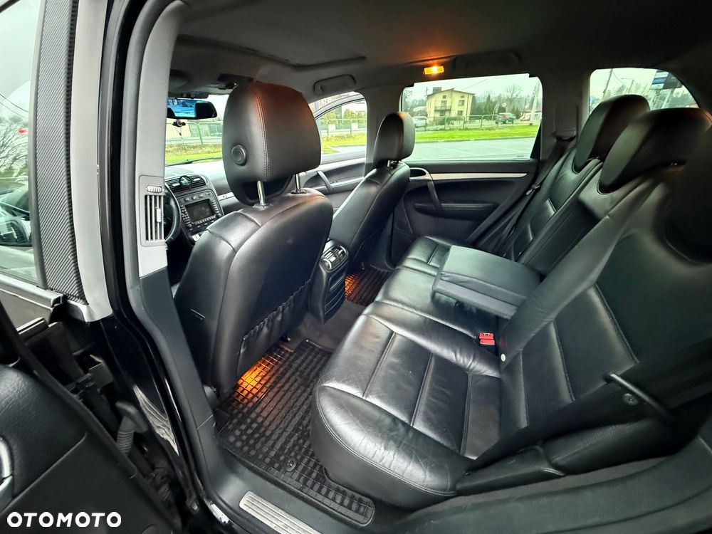 Porsche Cayenne - 11