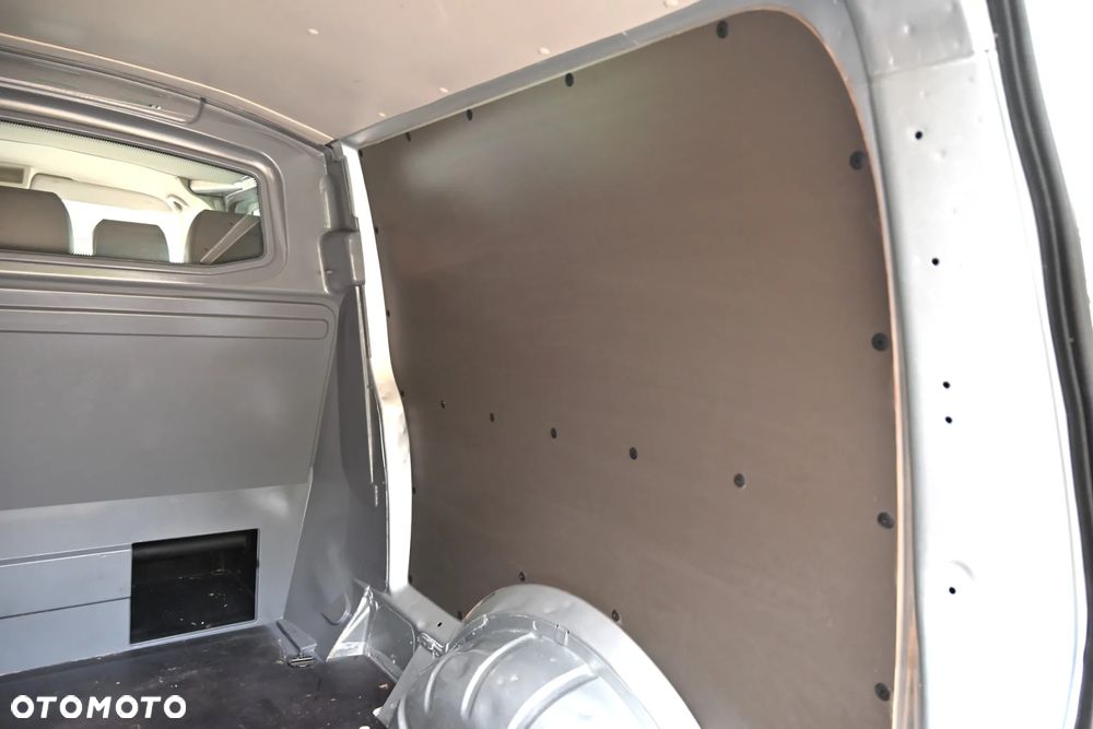 Volkswagen transporter - 17