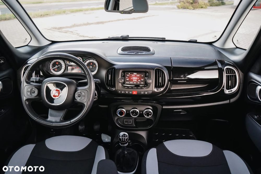 Fiat 500L 1.4 T-Jet 16V Lounge - 15