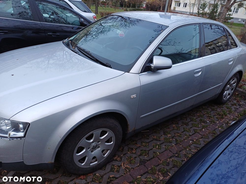 Audi A4 Limousine - 2