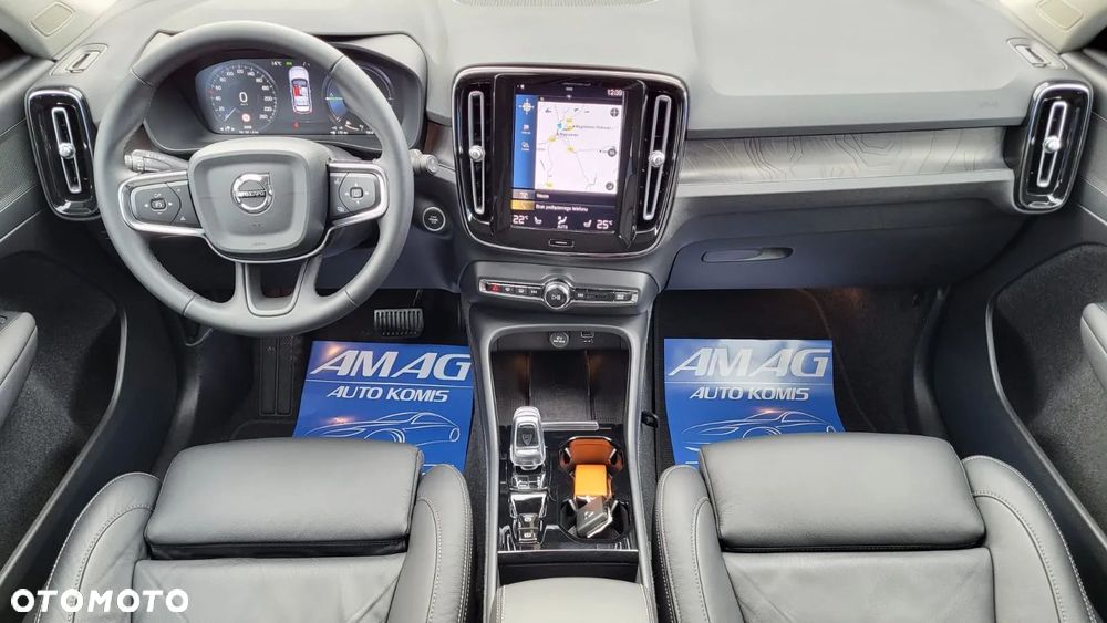 Volvo XC 40 - 25