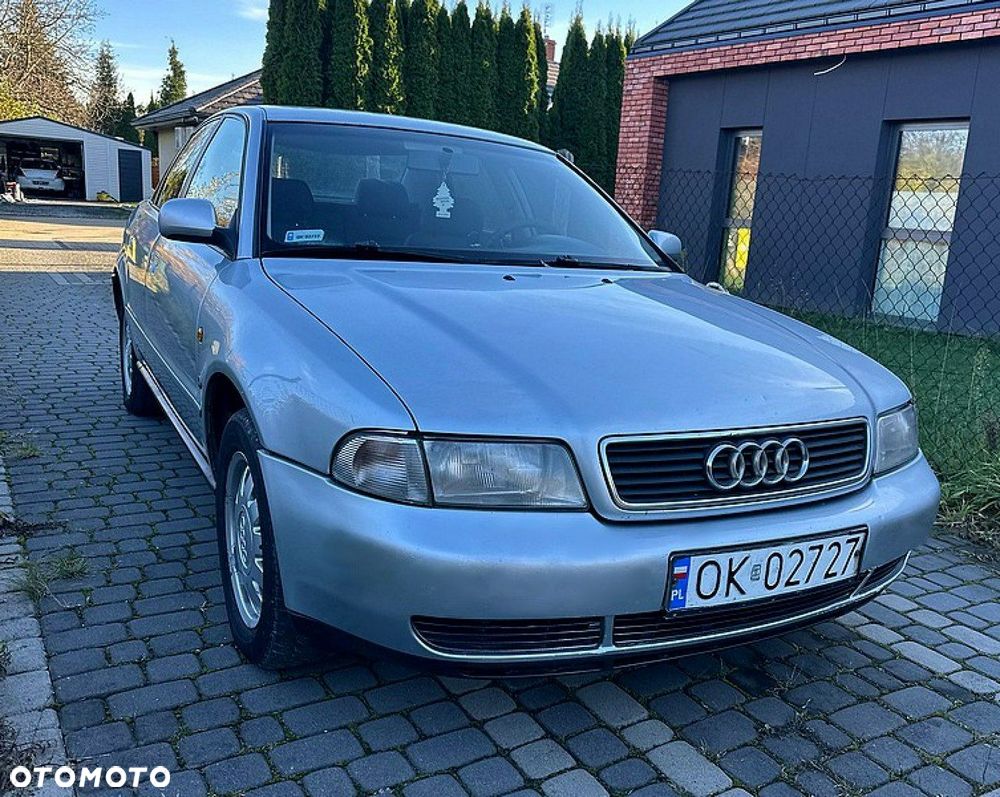 Audi A4 Limousine - 2