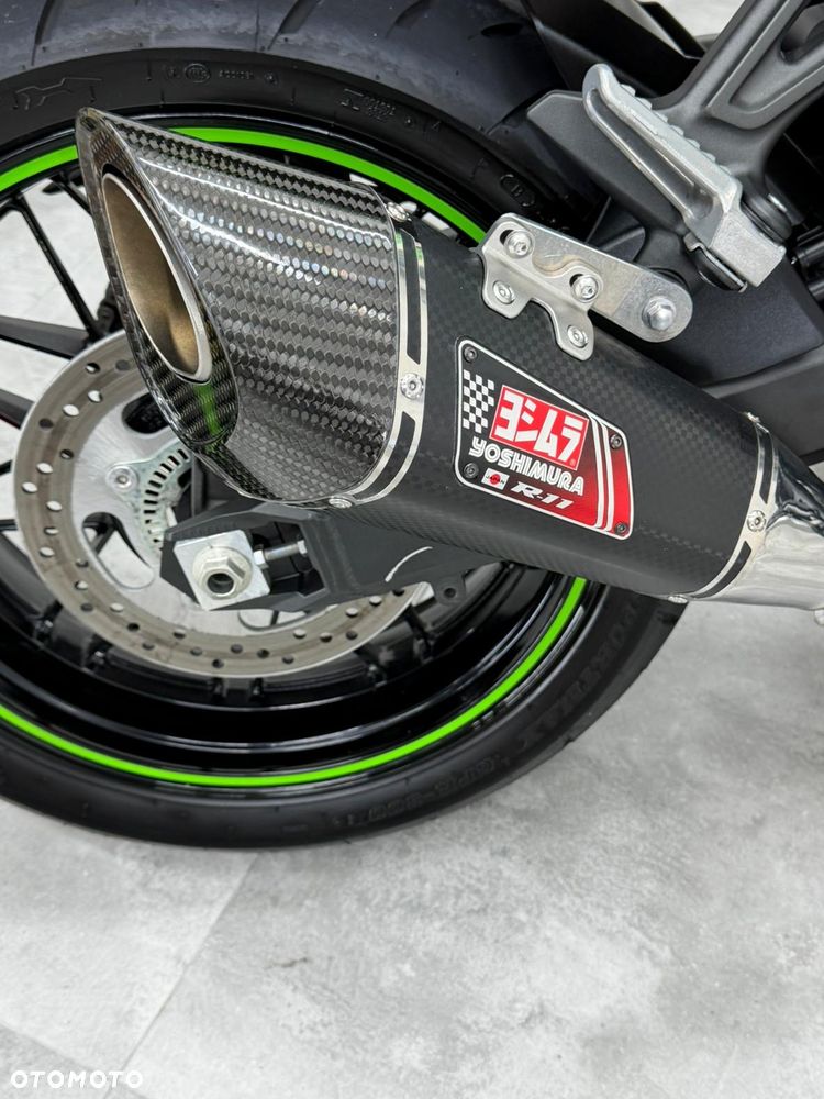 Kawasaki Z 900 RS - 31