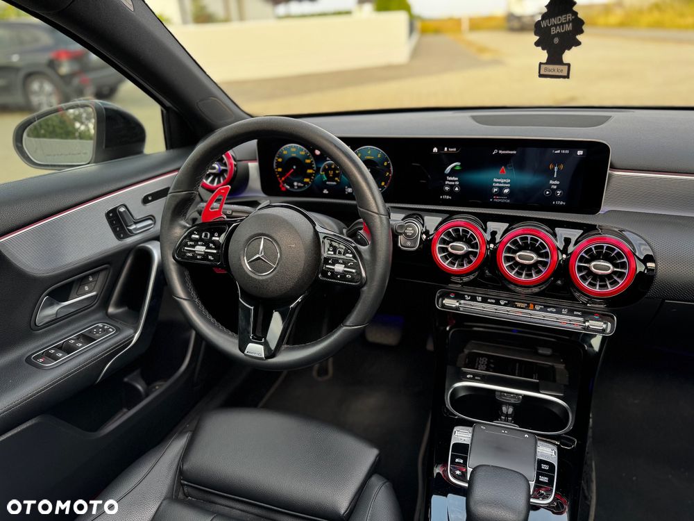 Mercedes-Benz Klasa A 250 AMG Line 7G-DCT - 14