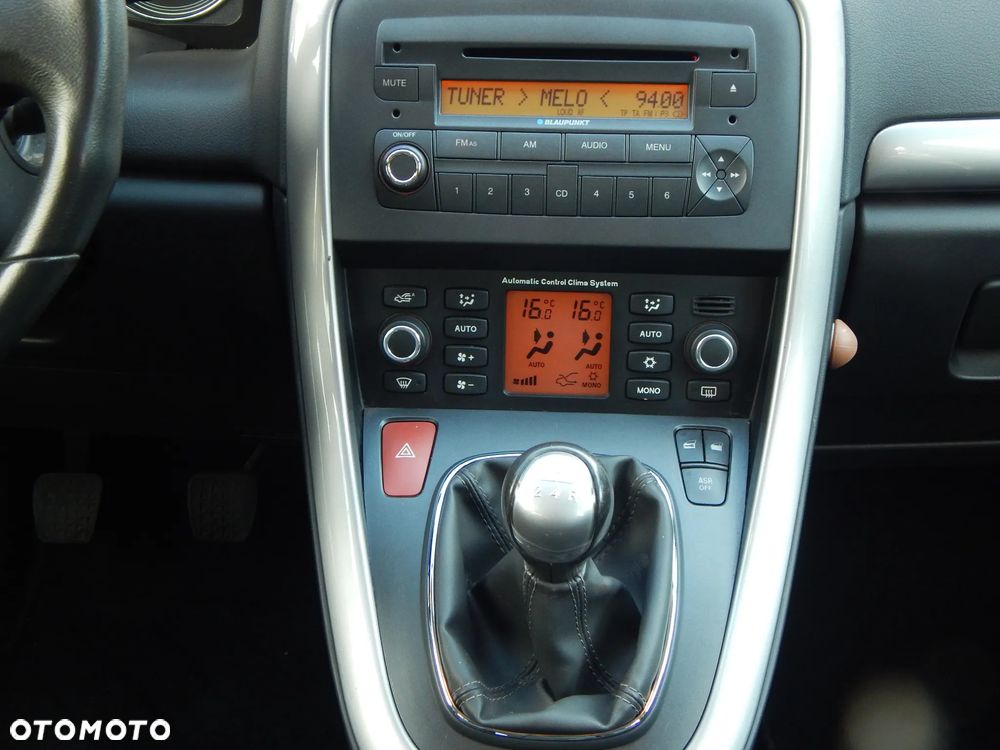 Fiat Croma 2.2 16V Dynamic - 13
