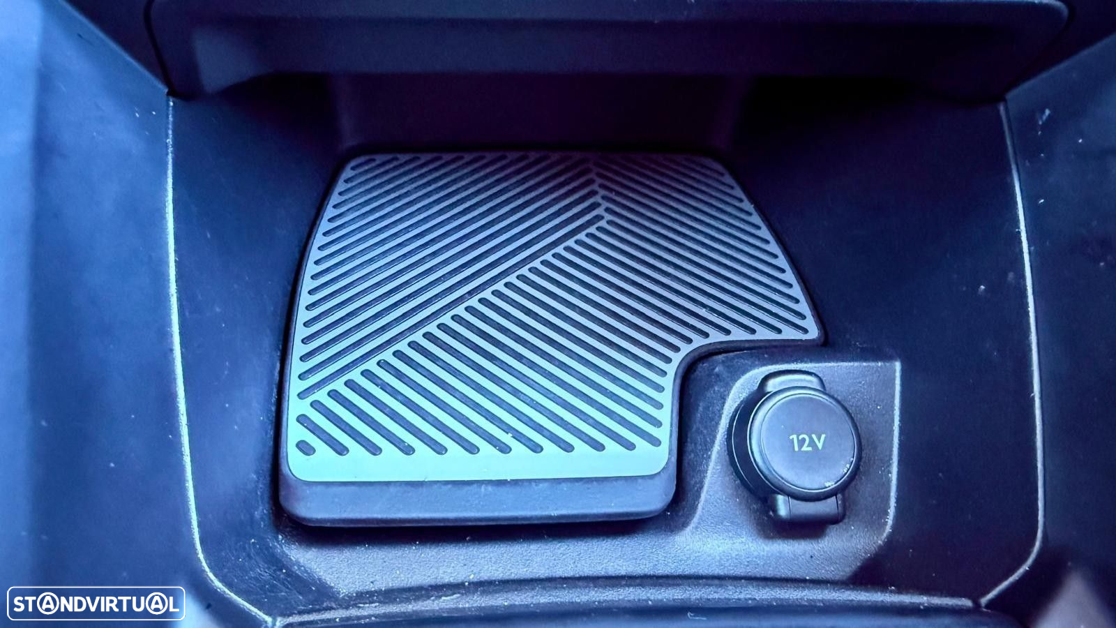 Citroën C4 1.2 PureTech Shine Pack EAT8 - 28