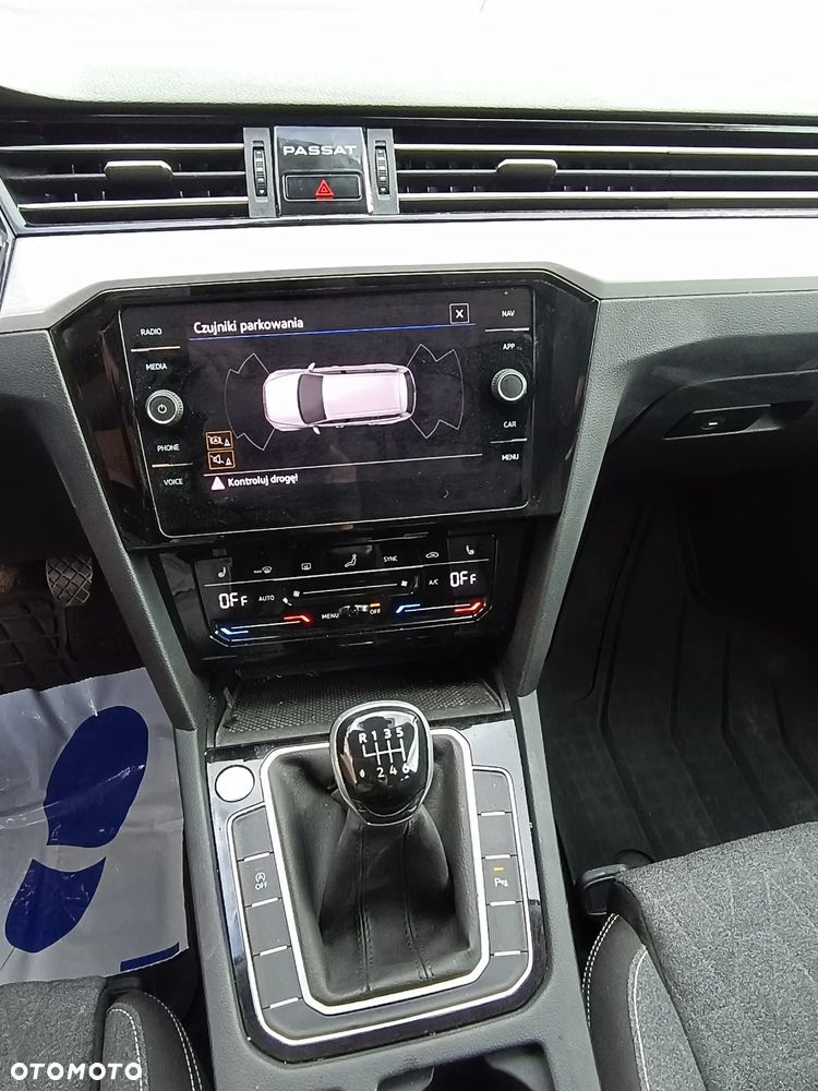 Volkswagen Passat 2.0 TDI EVO Business - 12