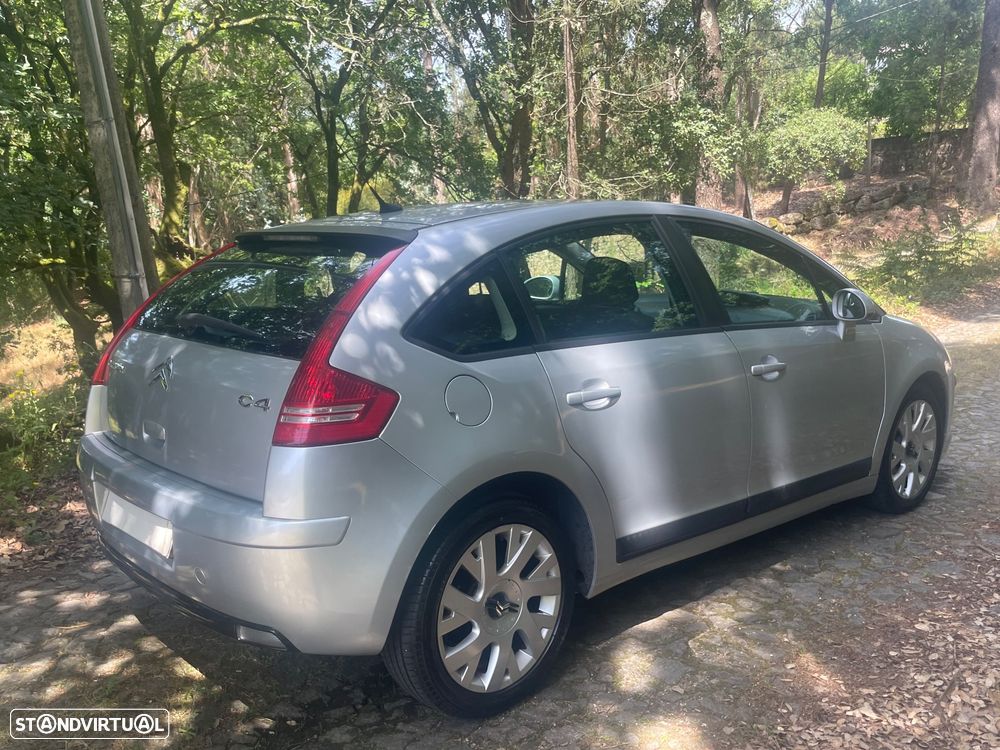 Citroën C4 1.6 HDi 110 VTR Pack - 3