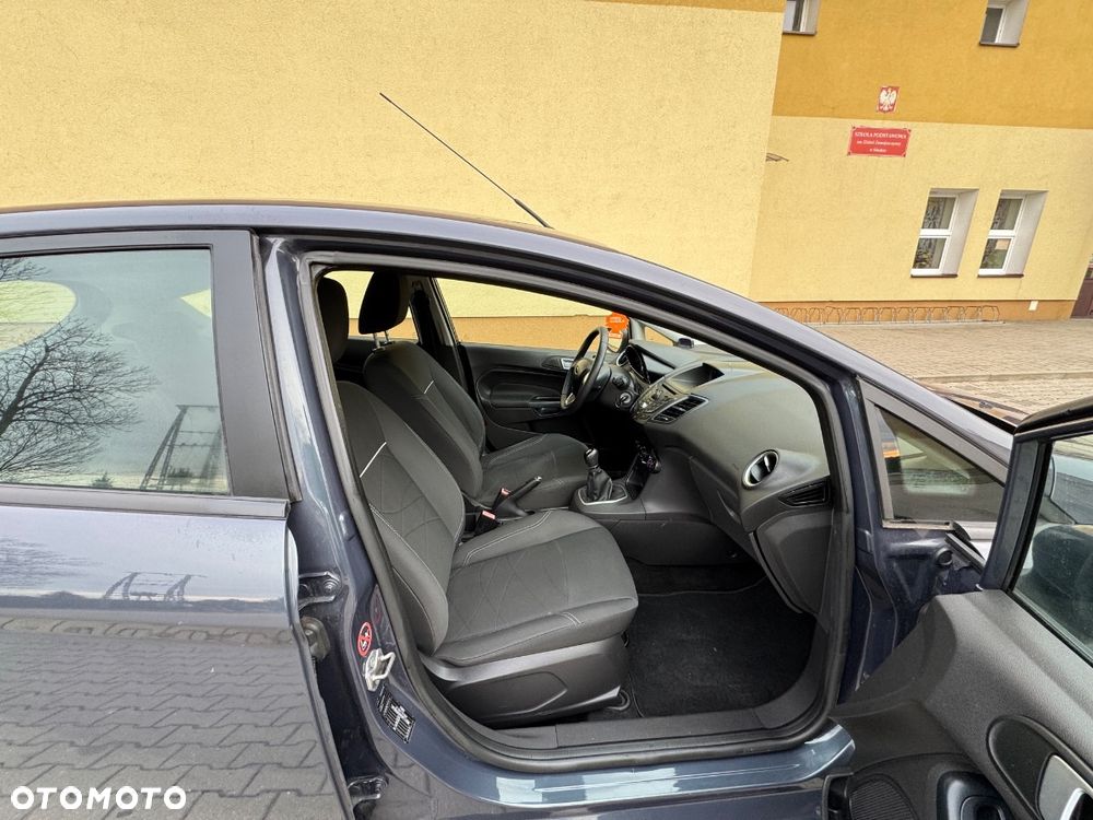 Ford Fiesta 1.25 Silver X (Ambiente) - 10