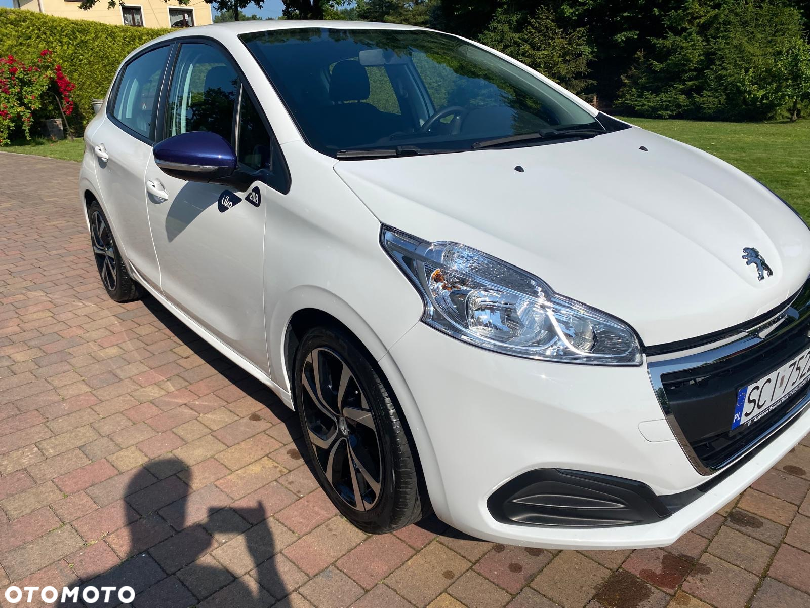 Peugeot 208 - 13