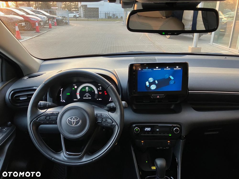 Toyota Yaris Hybrid 1.5 Style - 19