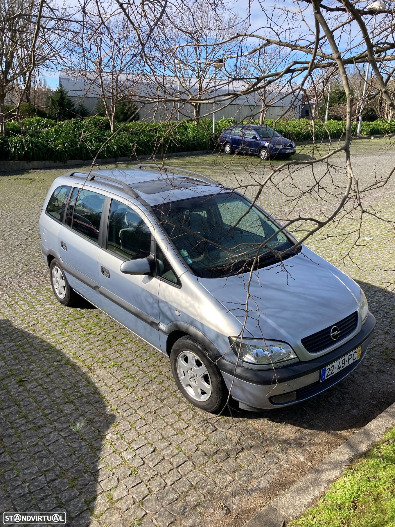 Opel Zafira 1.6 Confort - 1