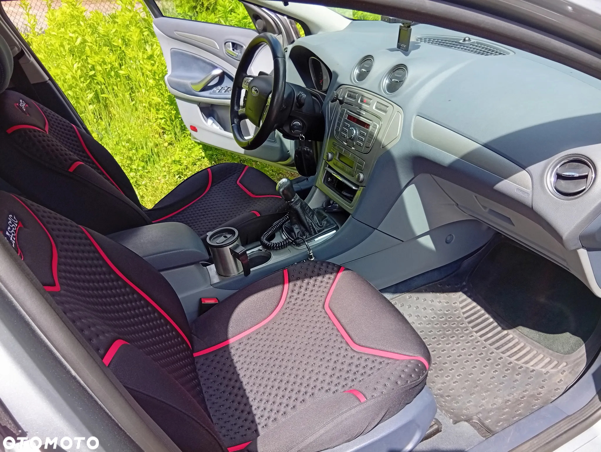 Ford Mondeo 1.8 TDCi Ghia - 15