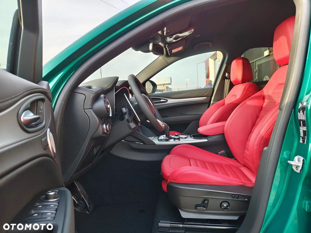 Alfa Romeo Stelvio 2.0 Turbo Veloce Q4 - 10