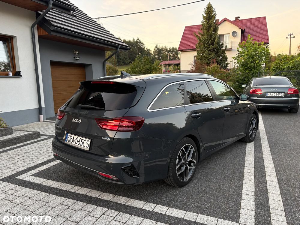 Kia Ceed - 4
