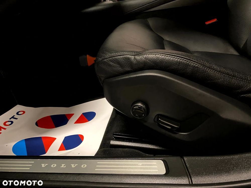 Volvo V90 D4 Geartronic Kinetic - 18