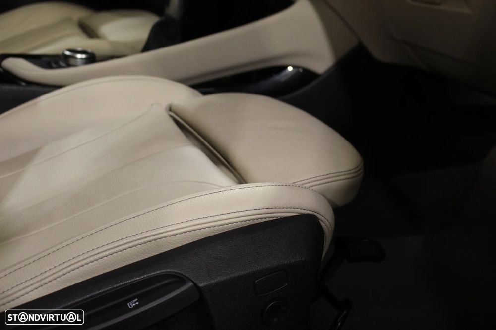 BMW X1 25 e xDrive Line Sport - 17