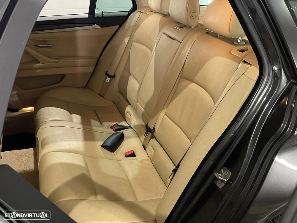 BMW 520 d Line Luxury Auto - 17