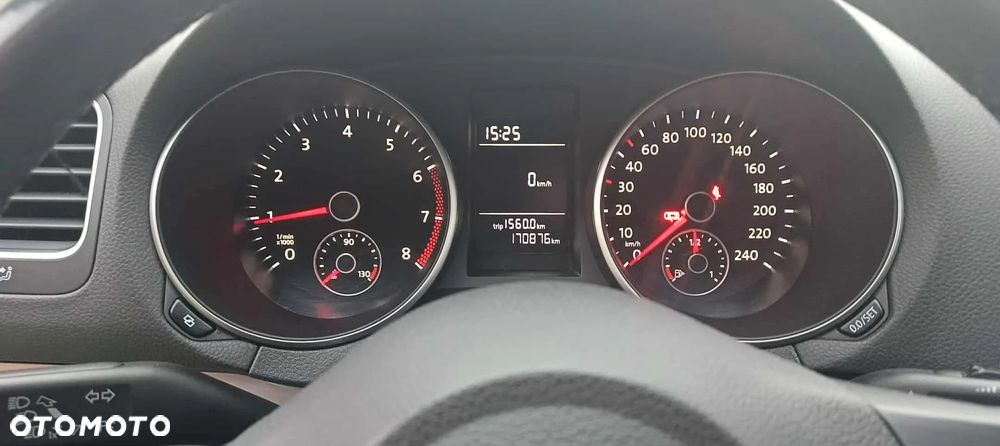 Volkswagen Golf - 10