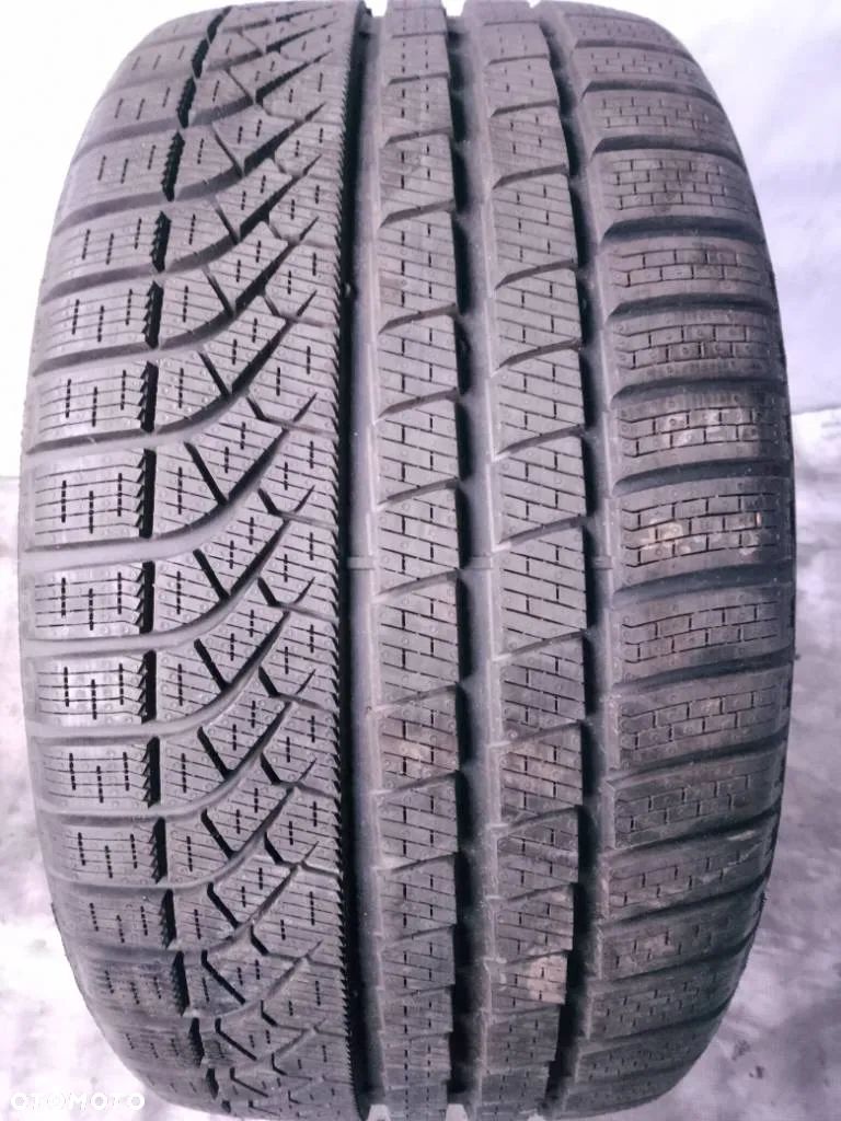 Pirelli P ZERO WINTER 295/30 R21 102W 2023 - 1