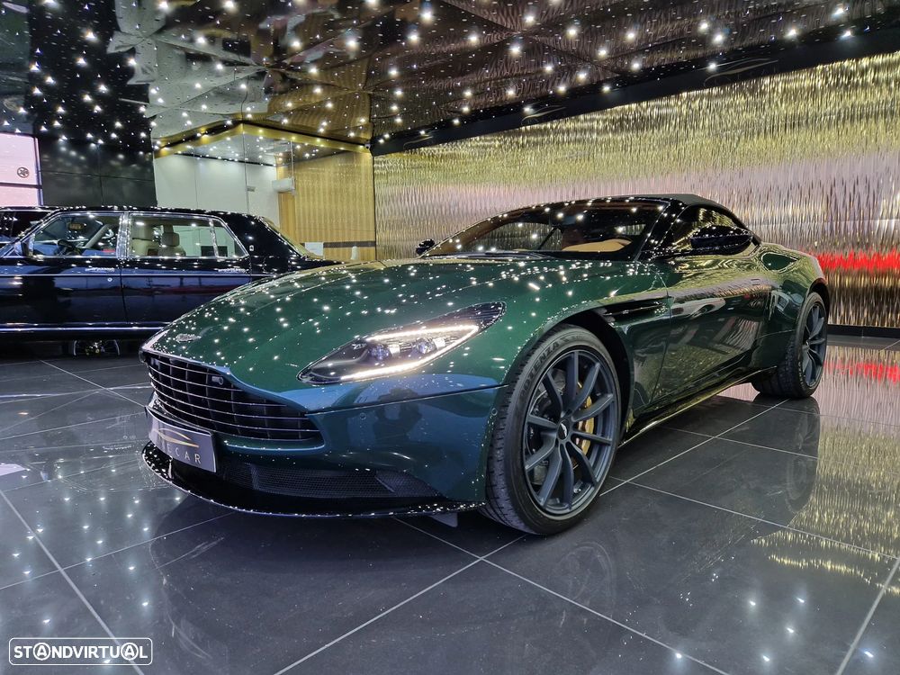 Aston Martin DB11 Volante V8 - 6