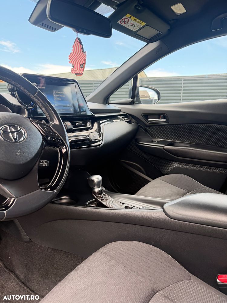 Toyota C-HR - 17