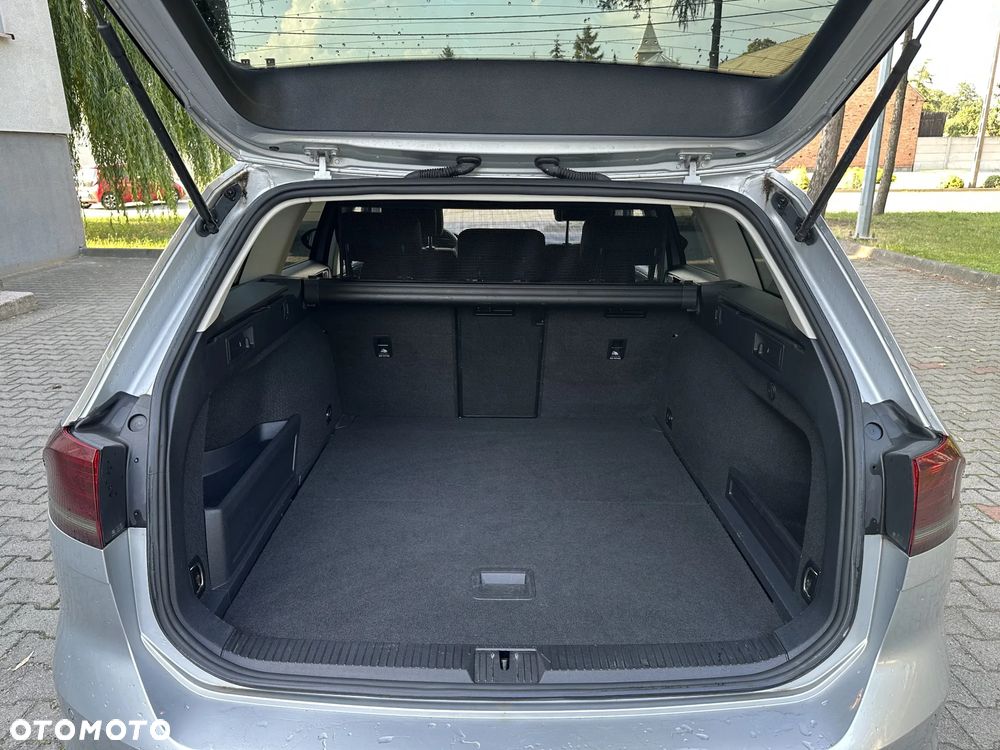 Volkswagen Passat 2.0 TDI (BlueMotion Technology) Comfortline - 10