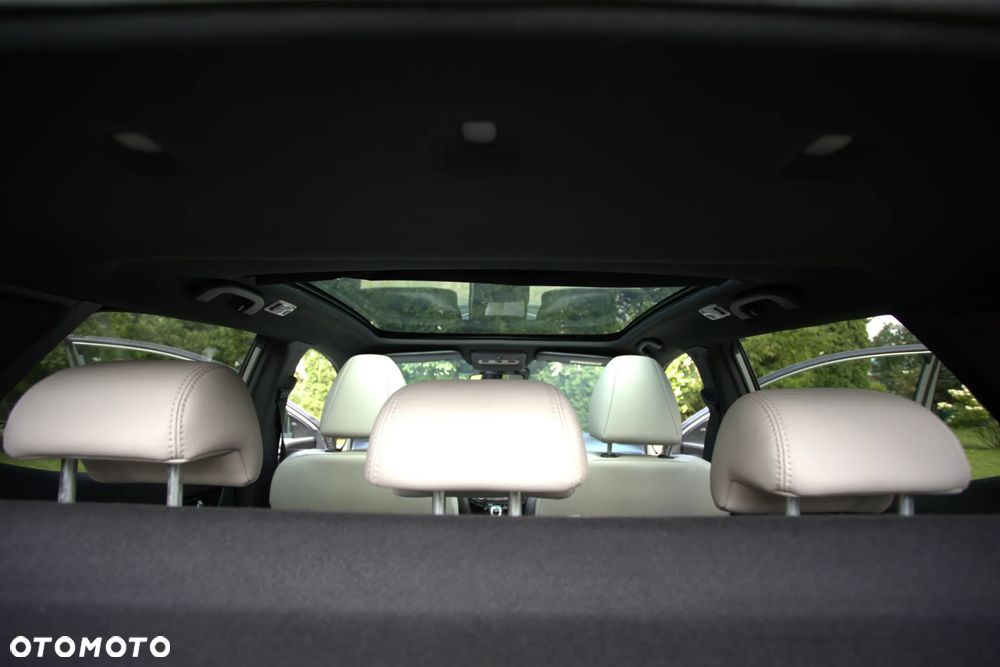 Nissan Qashqai 1.6 dCi 4x4 360 S&S - 26